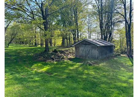 NY hunting camps for sale