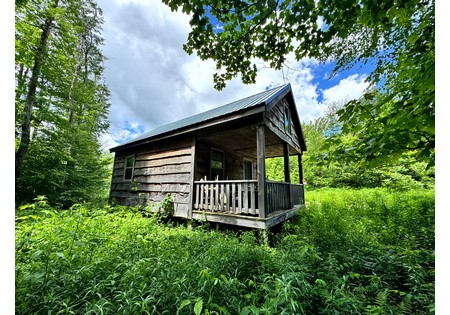 NY hunting camps for sale