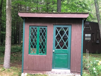 Adirondack camp for sale in Greig NY